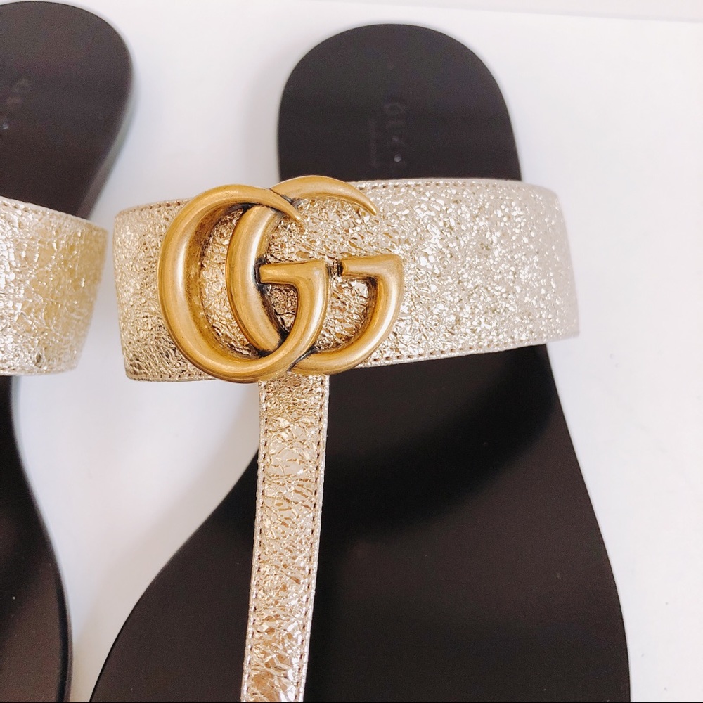 Sold! Gucci Marmont metallic leather thong sandals - Picture 2 of 7